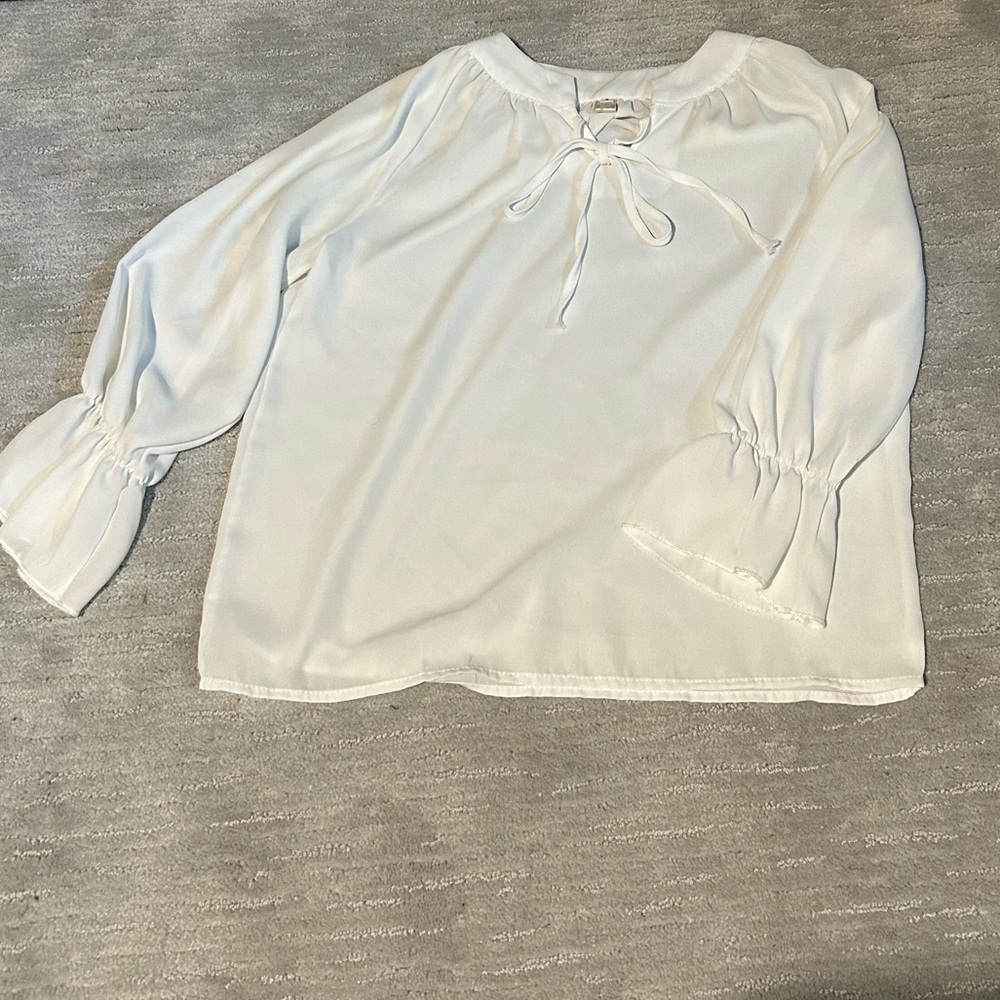 ‼️White Lightweight Loose Peasant Blouse // LAST CHANCE ‼️